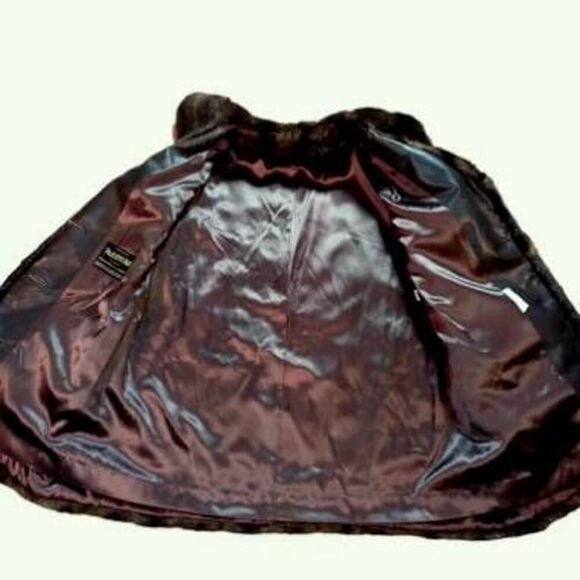 Vintage ALEUTIAN styled by Dubrowsky and Joseph. In excellent vintage condition. - Picture 6 of 12